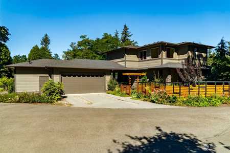 $1,625,000 - 3Br/3Ba -  for Sale in Bothell, Bothell