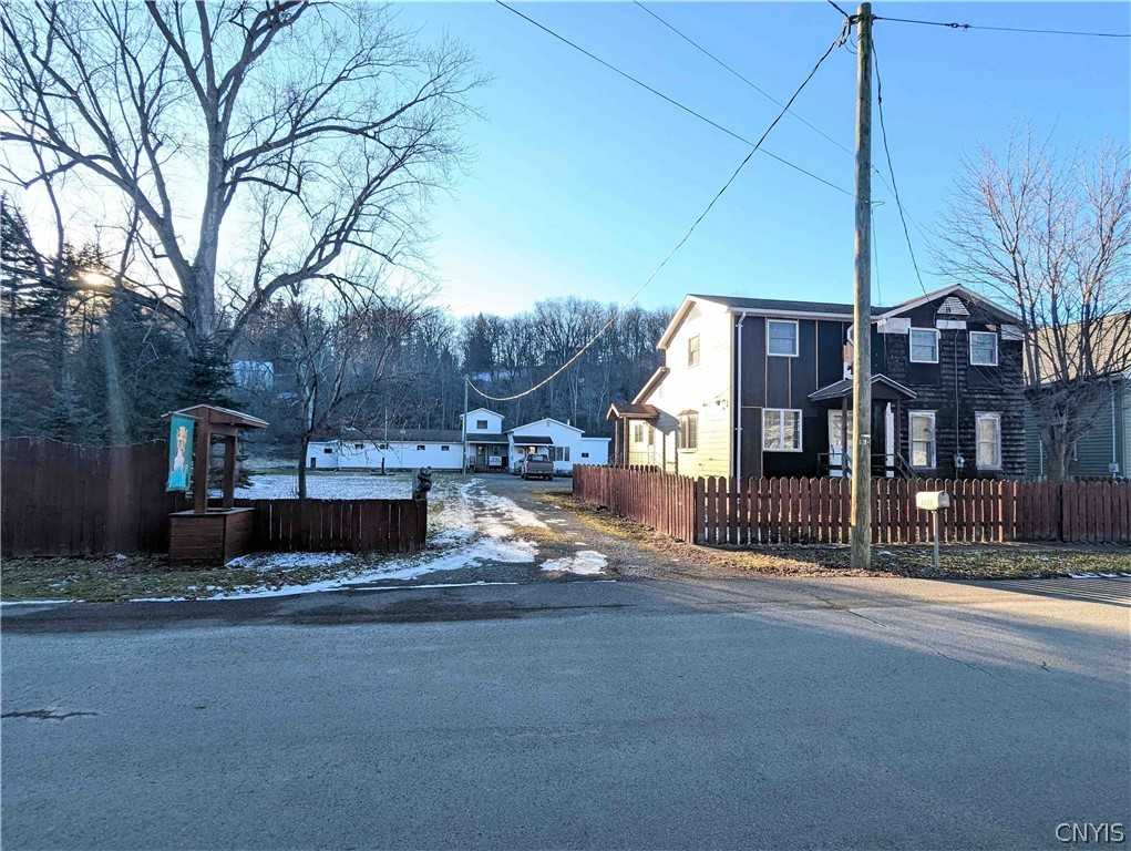 View Hornell, NY 14843 house