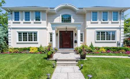 $2,349,000 - 4Br/4Ba -  for Sale in Great Neck