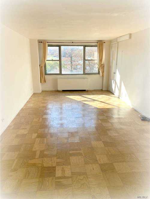 $299,000 - 1Br/1Ba -  for Sale in The Fairview, Forest Hills