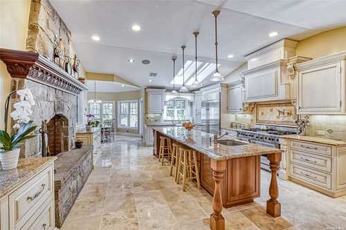 $2,799,000 - 6Br/6Ba -  for Sale in Great Neck