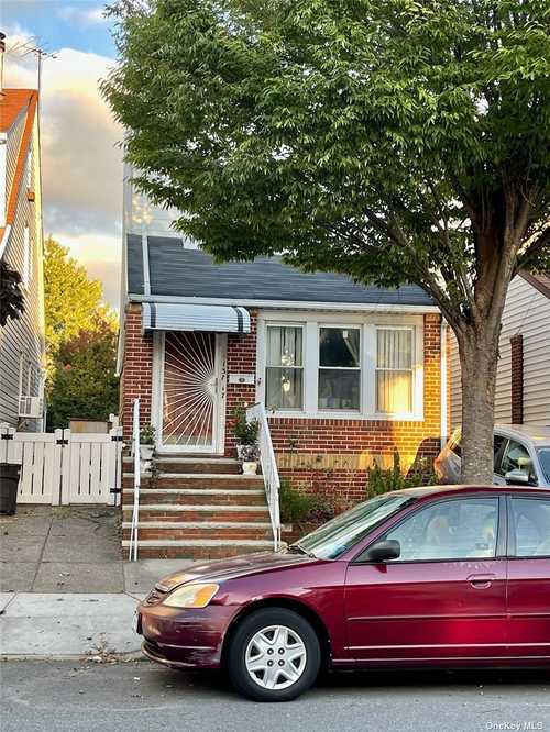 $739,000 - 3Br/3Ba -  for Sale in Ozone Park