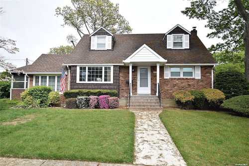 $599,000 - 4Br/2Ba -  for Sale in Seaford