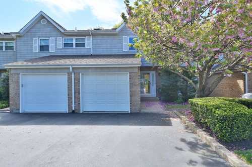 $589,000 - 3Br/4Ba -  for Sale in Barclay, Merrick