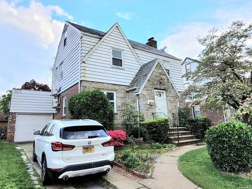 $1,280,000 - 4Br/3Ba -  for Sale in Fresh Meadows