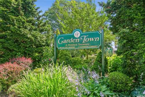 $239,000 - 2Br/2Ba -  for Sale in Garden Town, Hewlett