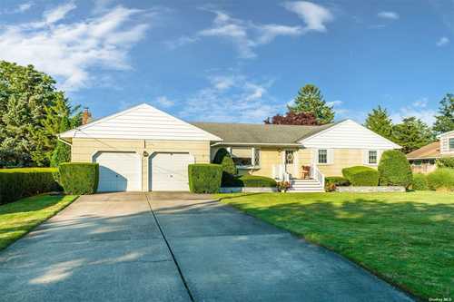 $725,000 - 3Br/2Ba -  for Sale in South Jamesport