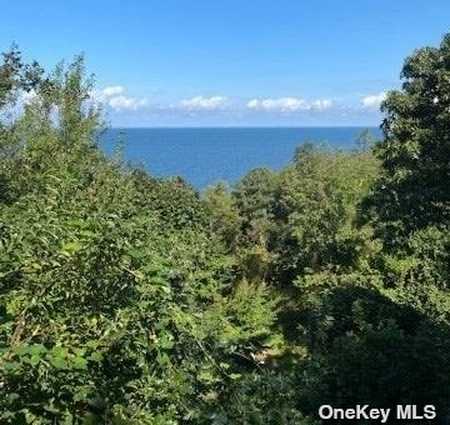 $899,000 - 3Br/2Ba -  for Sale in Wading River
