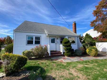 $578,800 - 4Br/2Ba -  for Sale in Seaford