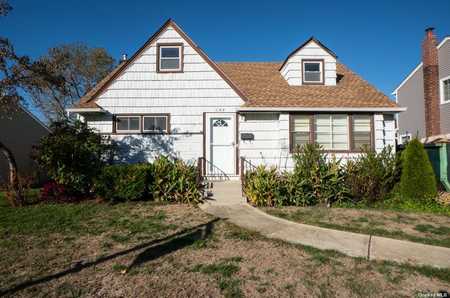 $639,000 - 3Br/2Ba -  for Sale in Wantagh