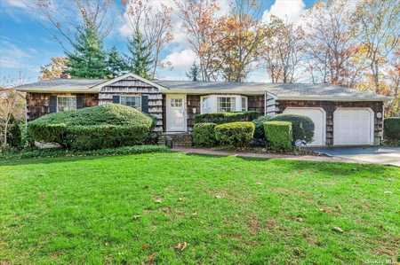 21 Pittoni Dr Commack by John Cordeira