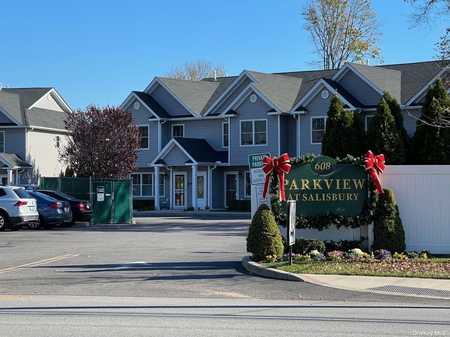 $549,900 - 2Br/3Ba -  for Sale in Parkview At Salisbury, Westbury