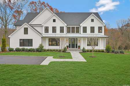 $3,295,000 - 5Br/6Ba -  for Sale in Oyster Bay Cove