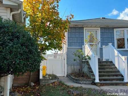 $574,900 - 4Br/2Ba -  for Sale in Wantagh