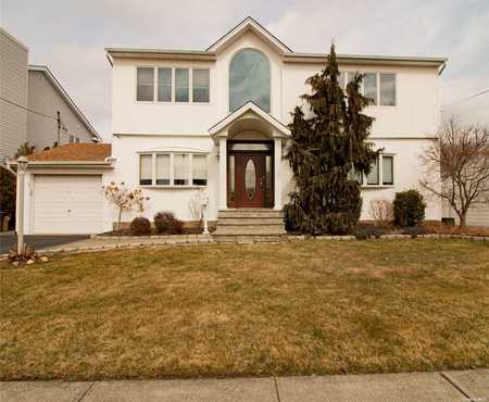 $1,050,000 - 4Br/2Ba -  for Sale in Jericho