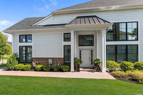 $2,099,000 - 3Br/3Ba -  for Sale in Country Pointe, Plainview