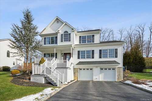 $865,000 - 4Br/3Ba -  for Sale in Haverstraw