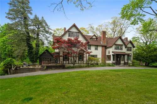 $1,265,000 - 5Br/4Ba -  for Sale in Mount Pleasant