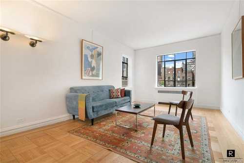 $1,750,000 - 2Br/2Ba -  for Sale in New York