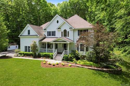 $1,125,000 - 4Br/3Ba -  for Sale in Somers