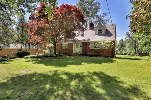 $695,000 - 4Br/2Ba -  for Sale in New Castle
