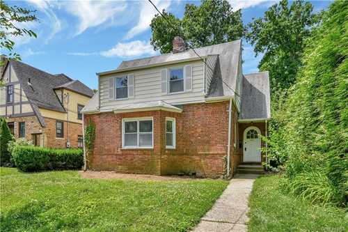 $529,000 - 3Br/2Ba -  for Sale in Rye
