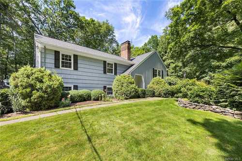 $865,000 - 4Br/3Ba -  for Sale in Bedford