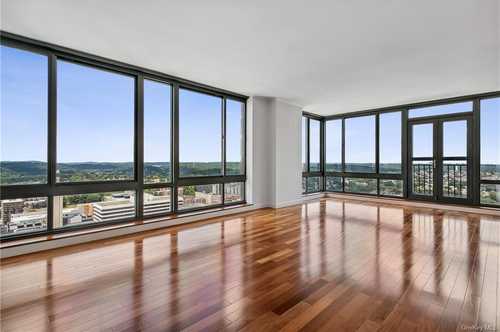 $1,675,000 - 3Br/4Ba -  for Sale in The Tower At City Place, White Plains