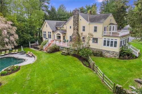 $2,975,000 - 5Br/6Ba -  for Sale in Mount Pleasant