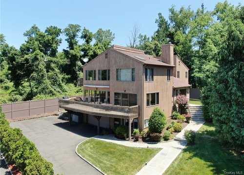 $1,195,000 - 4Br/4Ba -  for Sale in Greenburgh