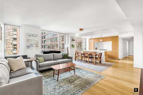 $2,300,000 - 2Br/2Ba -  for Sale in New York