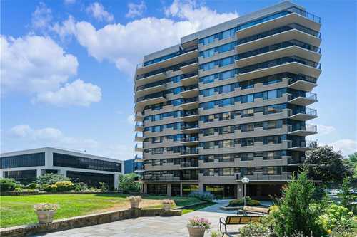 $375,000 - 1Br/1Ba -  for Sale in The Westage Towers West, White Plains