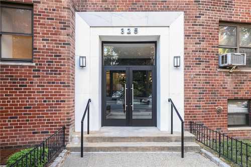 $367,900 - 2Br/2Ba -  for Sale in Whitefield House, White Plains