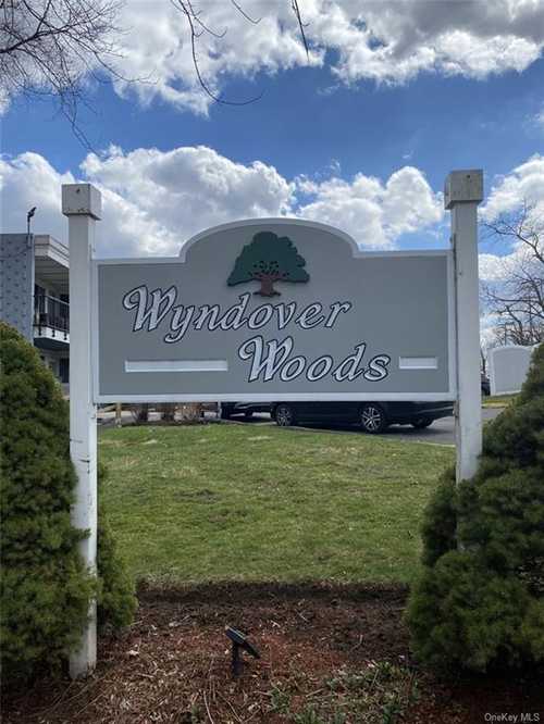 $135,000 - 1Br/1Ba -  for Sale in Wyndover Woods, White Plains