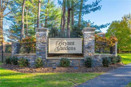 $229,500 - 2Br/1Ba -  for Sale in Bryant Gardens, White Plains