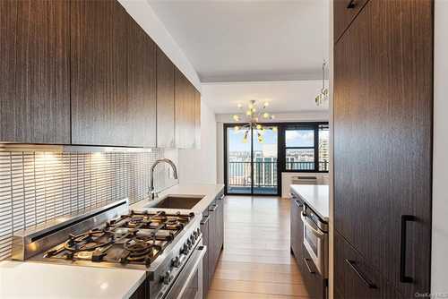$1,375,000 - 1Br/1Ba -  for Sale in Upper West Side, New York