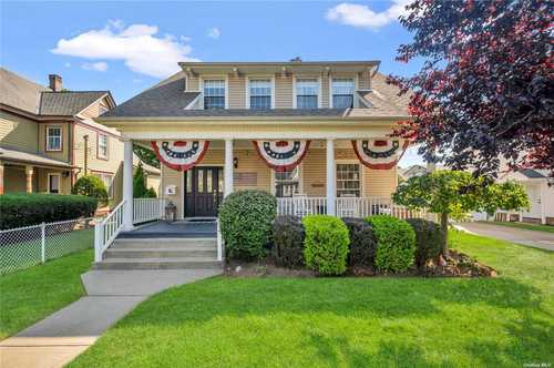 $879,000 - 4Br/2Ba -  for Sale in Lynbrook