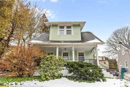 $649,999 - 3Br/2Ba -  for Sale in Mount Pleasant