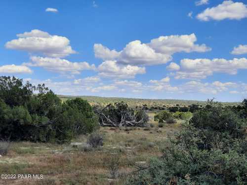 $17,500 - Br/Ba -  for Sale in Greenview Ranches, Seligman