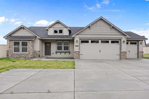 $565,000 - 4Br/2Ba -  for Sale in West Richland, West Richland