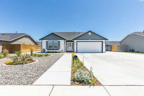 $372,500 - 3Br/0Ba -  for Sale in Pasco West, Pasco