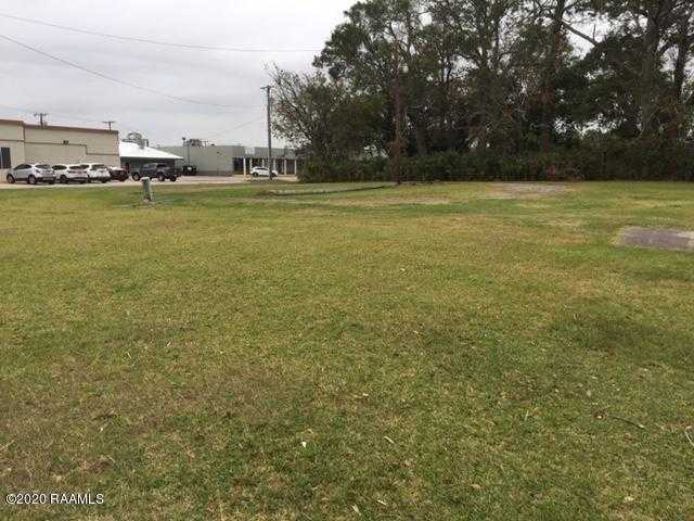 N Lewis Street, New Iberia, LA 70560