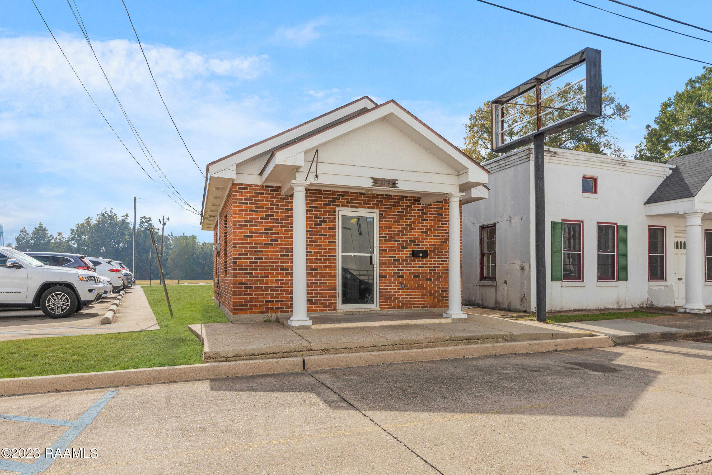 114 E Berard Street, St. Martinville, LA 70582