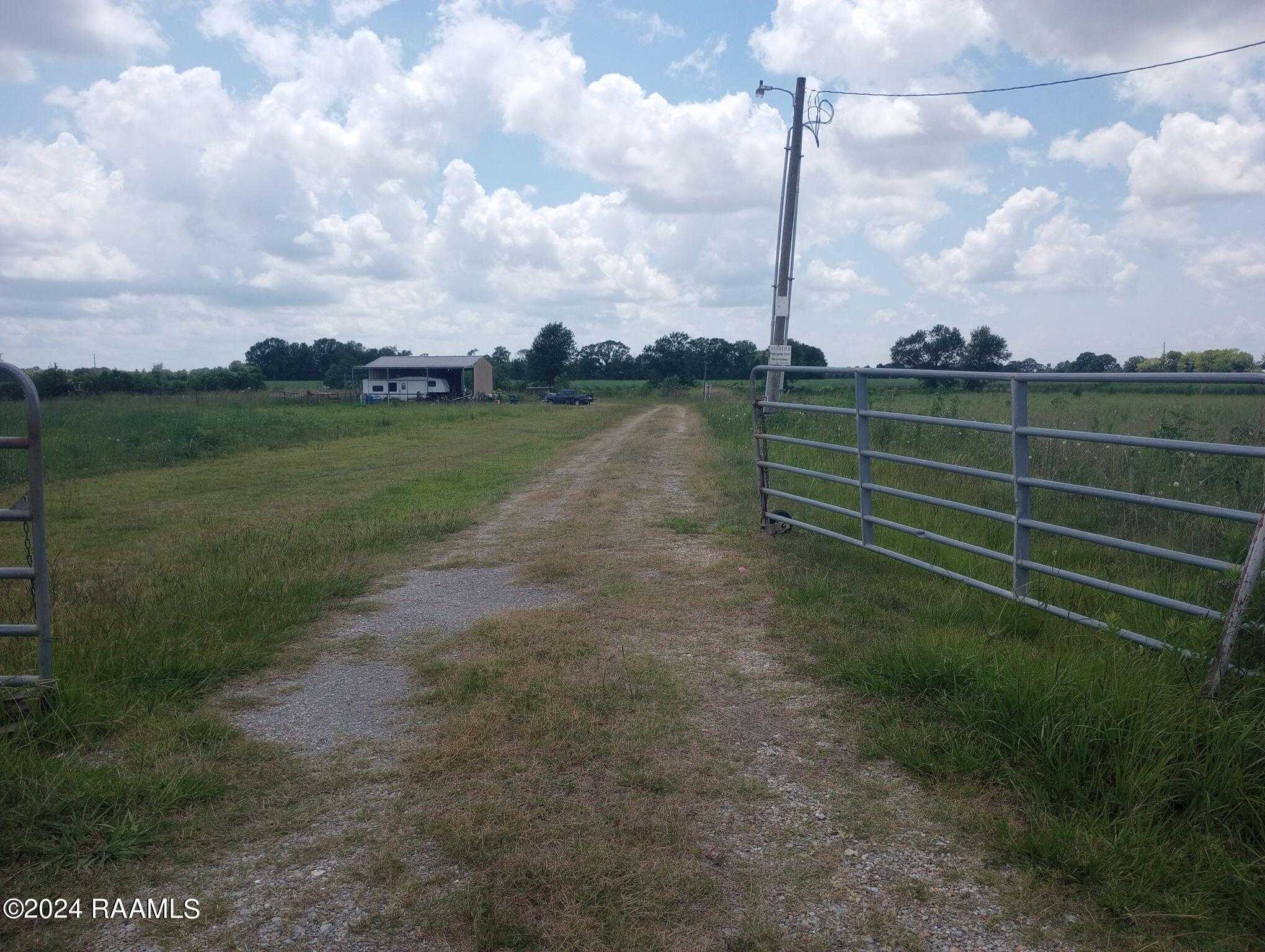 5600 Beau Road, Maurice, LA 70555