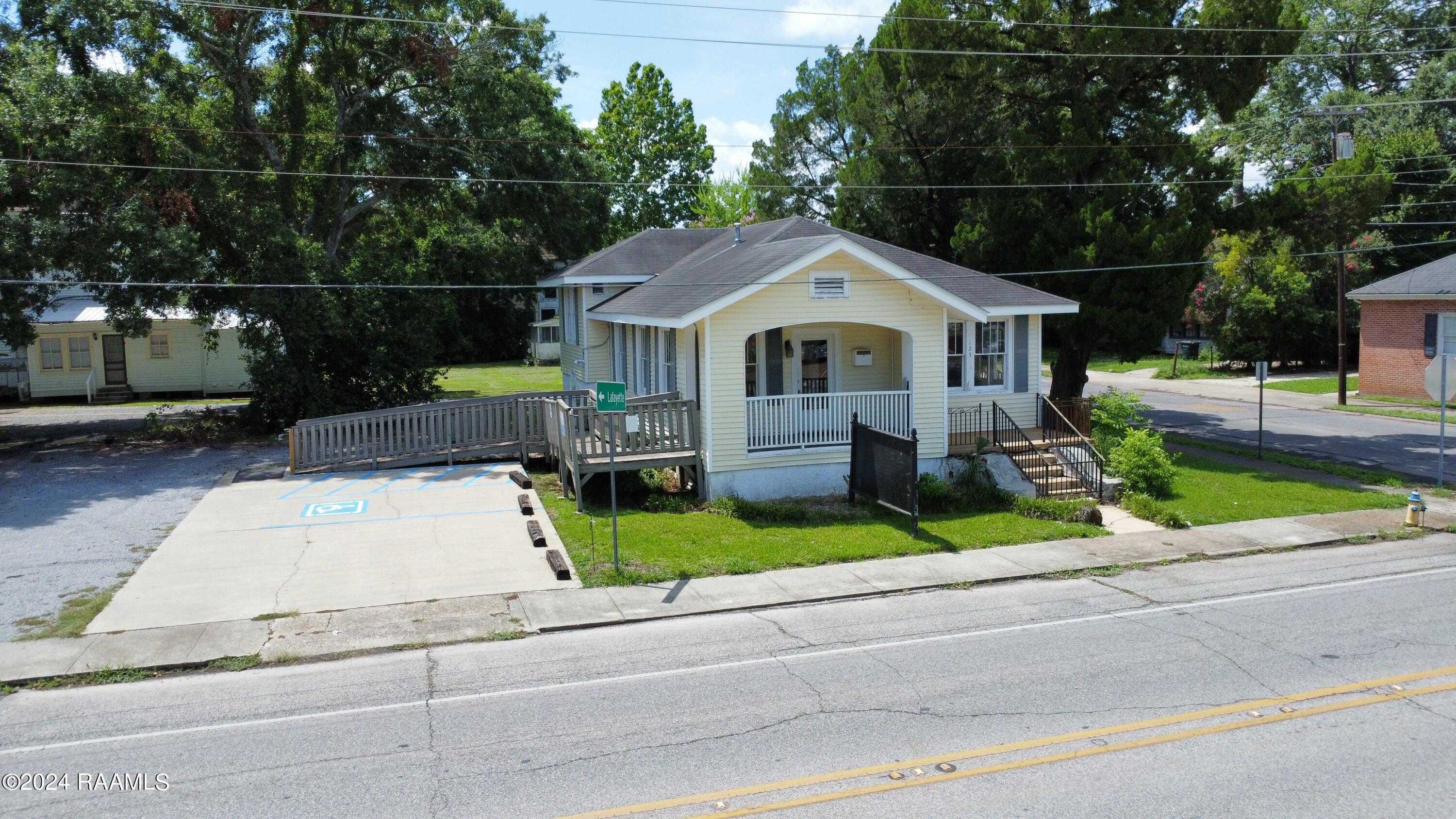 125 Center Street, New Iberia, LA 70560