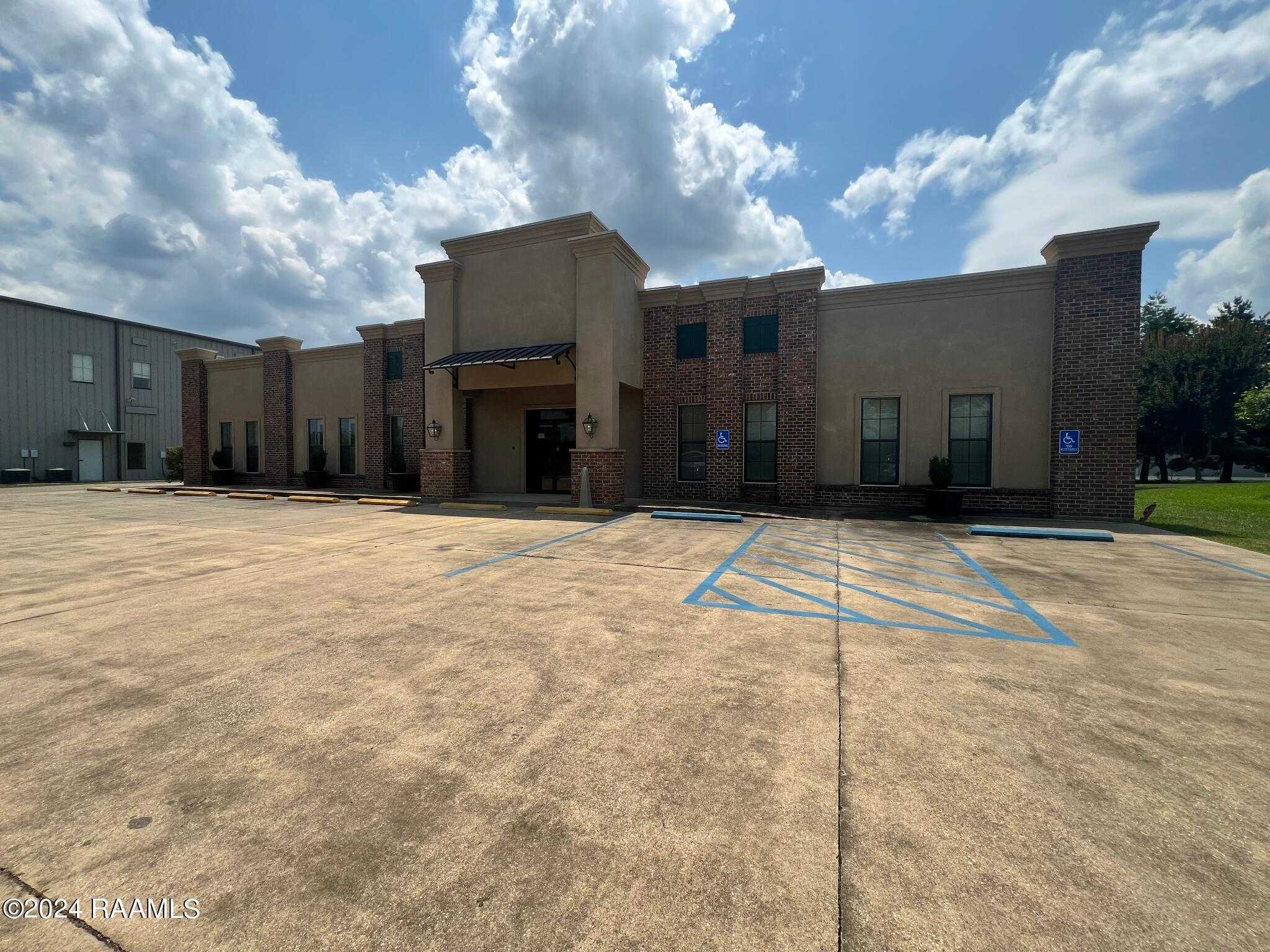 814 S I-10 Frontage Road Unit B, Scott, LA 70583