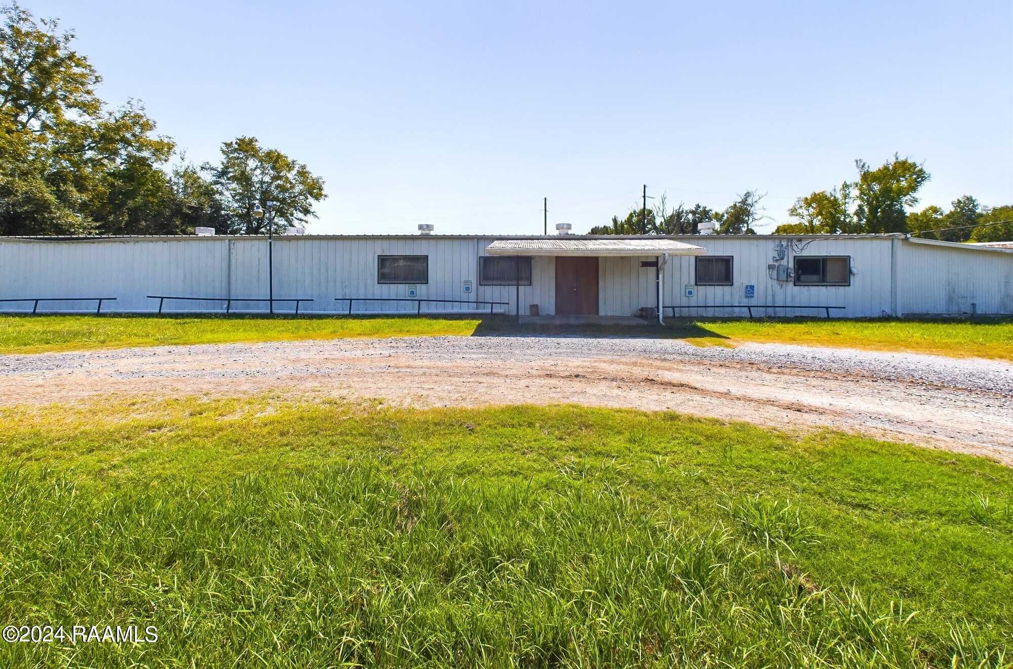 319 W Woodman Road, Abbeville, LA 70510