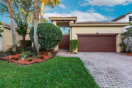 $620,000 - 4Br/2Ba -  for Sale in Grove Place, Pembroke Pines