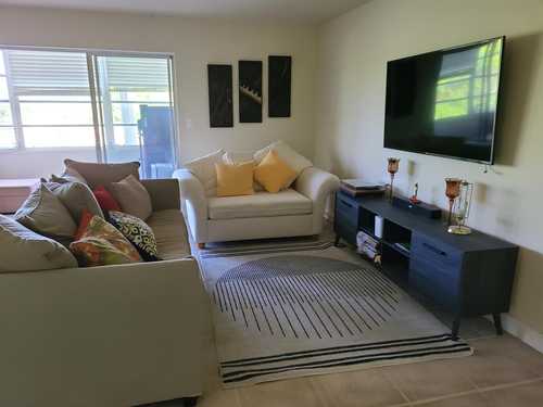 $119,000 - 1Br/2Ba -  for Sale in Lakeside Village Condo 10, Palm Springs