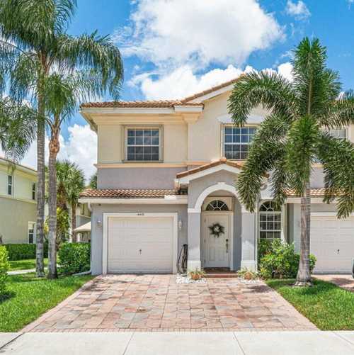$449,900 - 4Br/4Ba -  for Sale in Legacy, Delray Beach